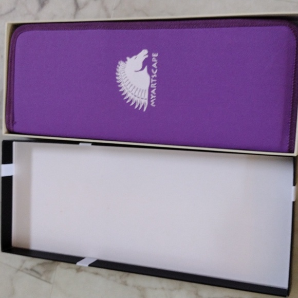 Myartscape paint brushes and carrying case. - Picture 6 of 8